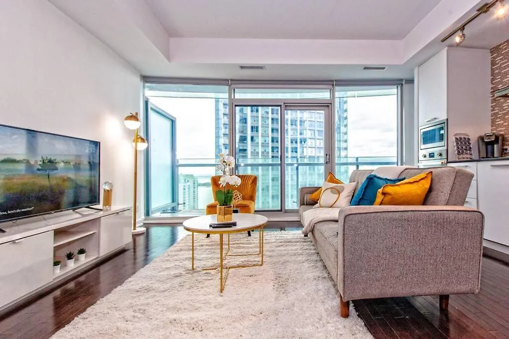 Lux Condo Near Cn Tower W/Amazing View + Parking! Apartment Toronto